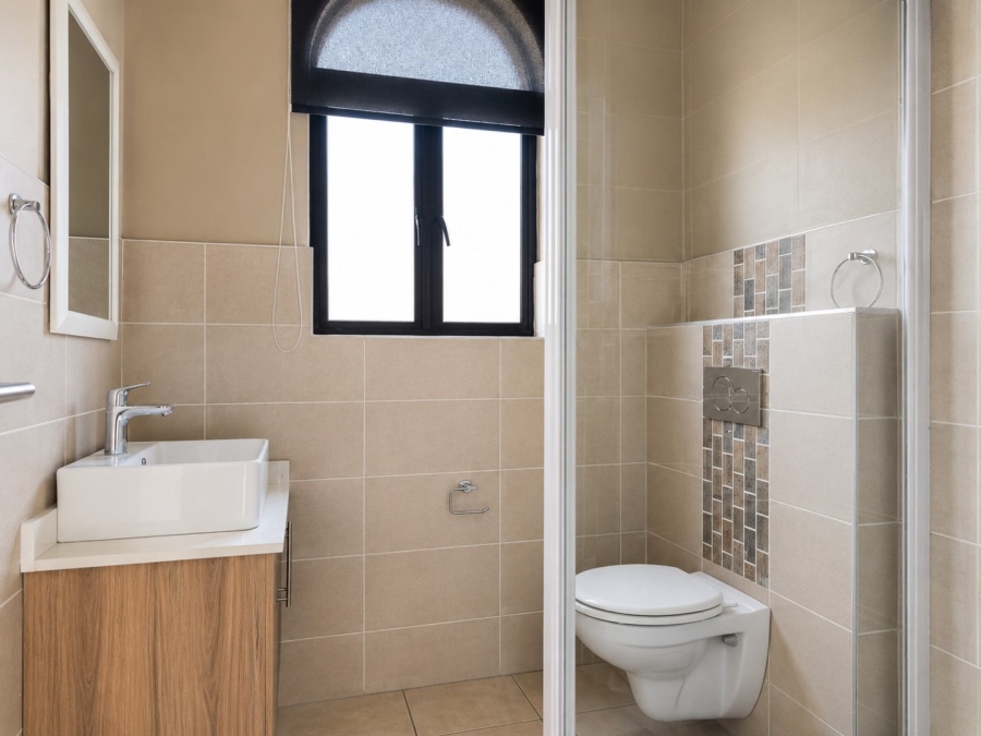 7 Bedroom Property for Sale in Ifafi North West